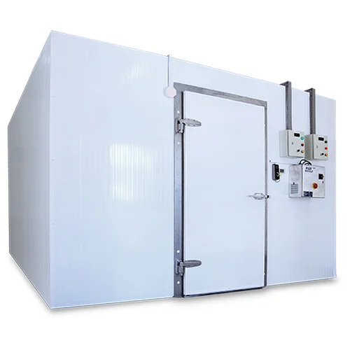 Walk-In Chiller/Freezer for hotels, restaurants, and commercial kitchens